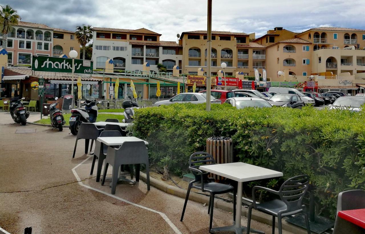 Domaine De La Coudouliere, T2 Climatise Terrasse Vue Mer Sans Vis A Vis Plage A 100M Six-Fours-les-Plages Exterior photo