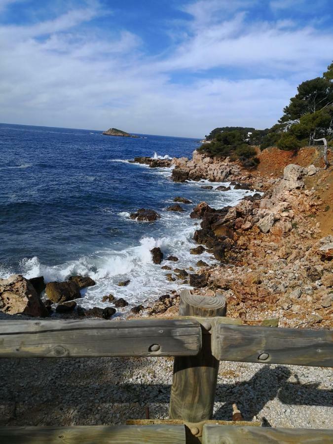 Domaine De La Coudouliere, T2 Climatise Terrasse Vue Mer Sans Vis A Vis Plage A 100M Six-Fours-les-Plages Exterior photo